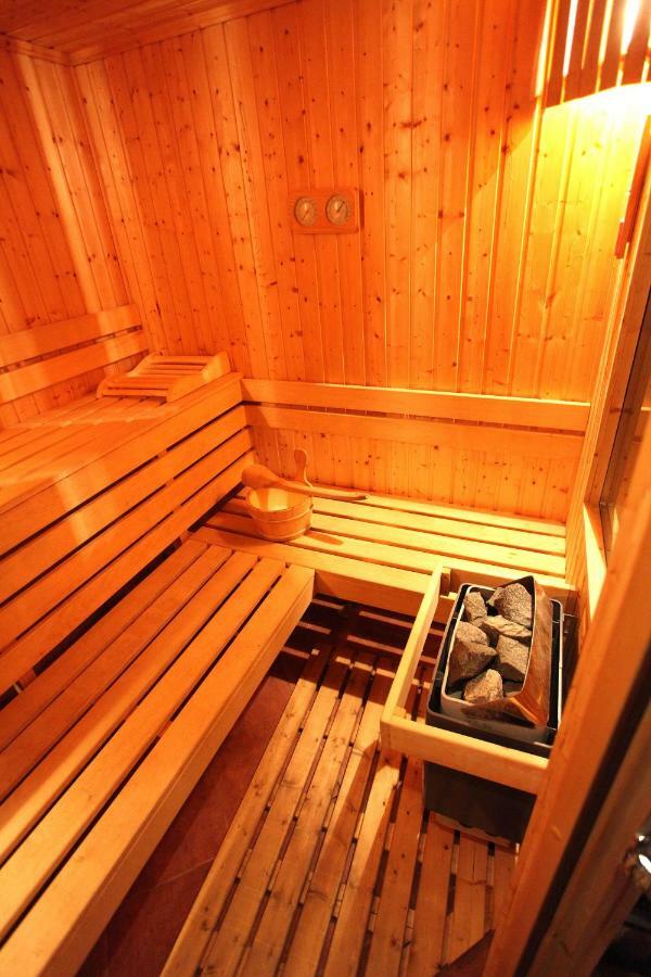 Snow Pearl Residence & Free Spa Банско Экстерьер фото